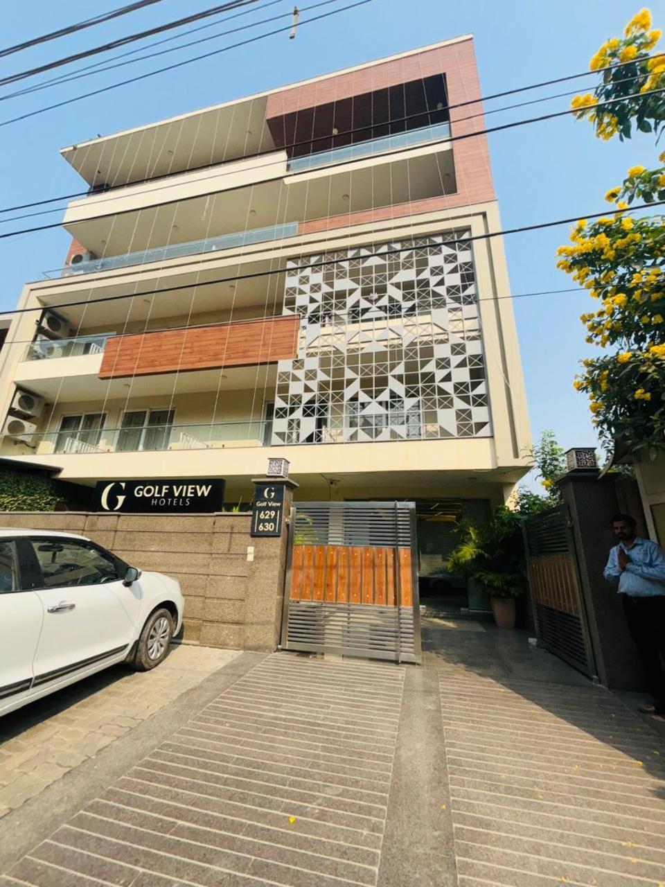 Hotel Golf View Suites Gurgaon Exterior foto